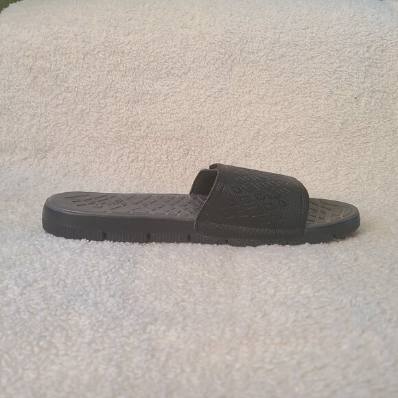 Fila Velcro Sandals - Picture 9 of 11